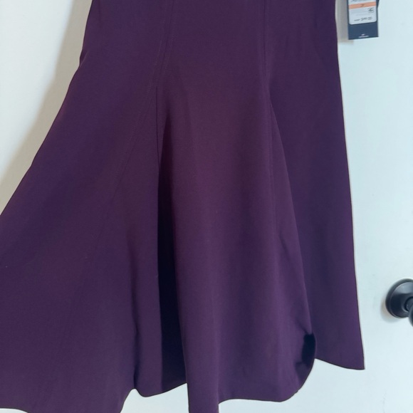 👗Tommy Hilfiger Women's White Collar Fit and Flare  .Purple Sleeveless Dress . - Picture 7 of 8